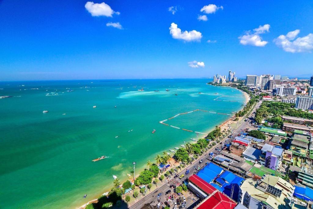Sun City Pattaya Hotel Exterior foto